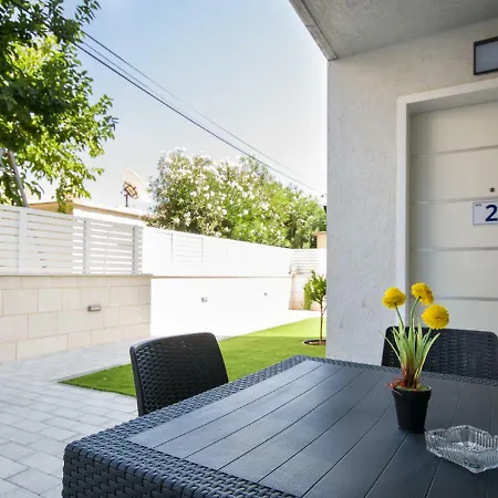 Balfour Sea View City Center Nahariya Exterior photo