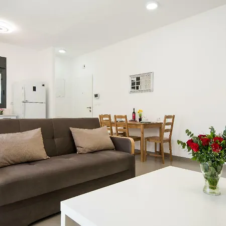 Balfour Sea View City Center Nahariya Exterior photo