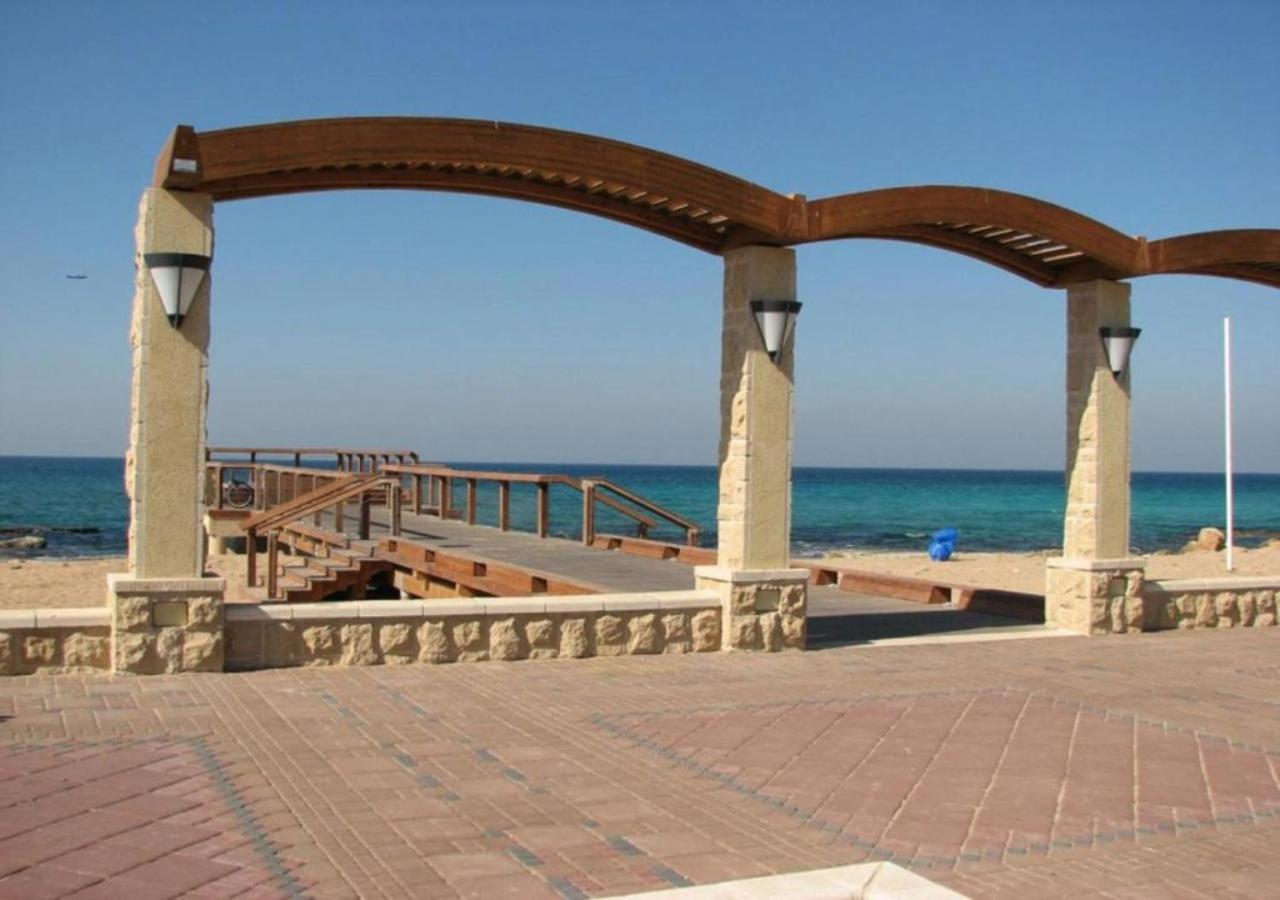 Balfour Sea View Center * Nahariya