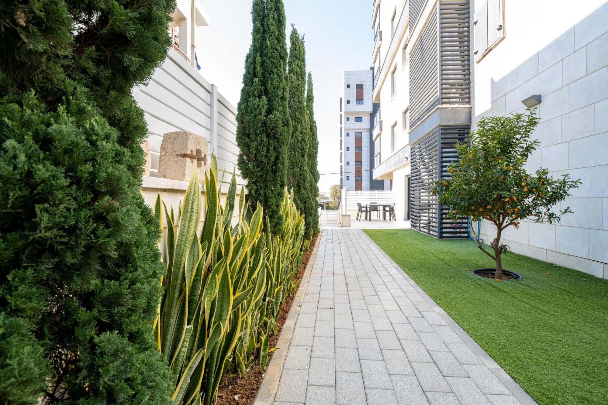 Balfour Sea View Center Apartment *