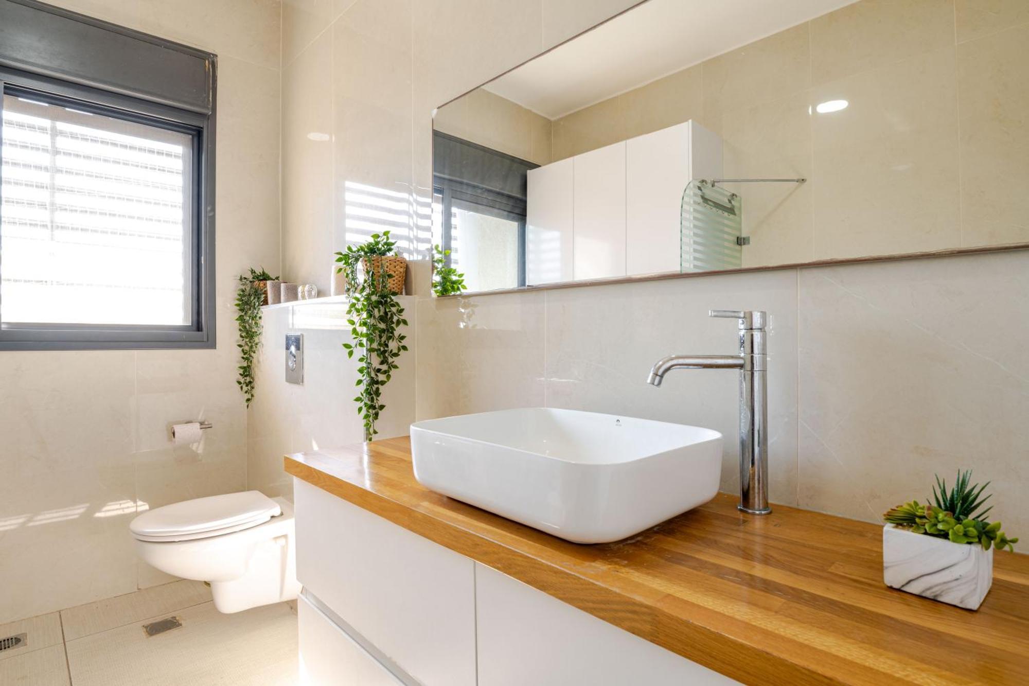 Balfour Sea View Center Apartment Nahariya